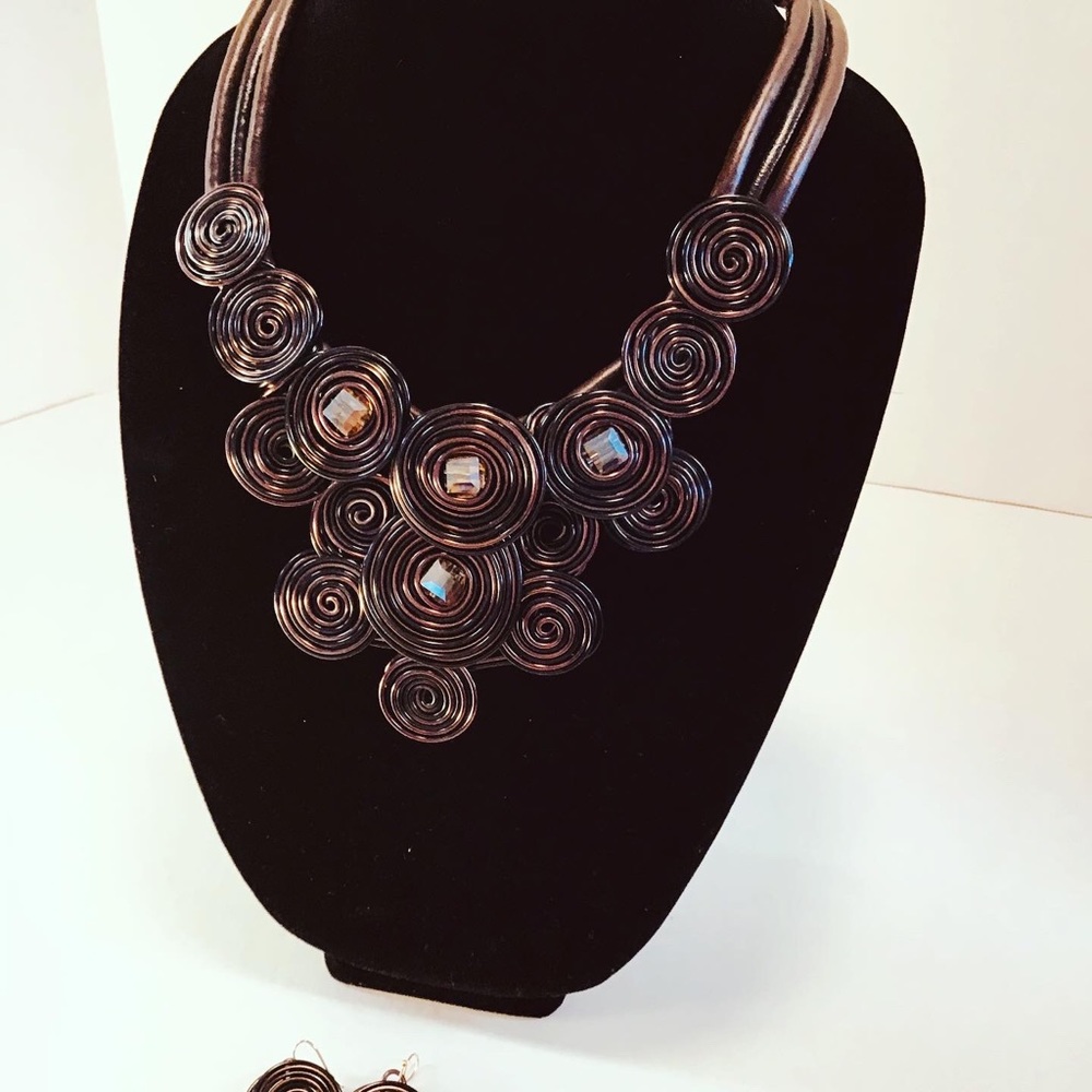 Vinyl material Necklace